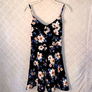 Ruffled floral print mini dress